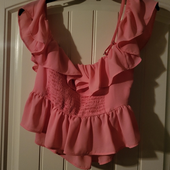 Pink Flutter Sleeve Ruffled Blouse - Picture 3 of 3